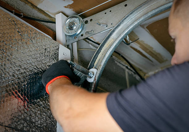 Affordable Garage Door Panel Replacement solutions in Meadow Oaks, FL